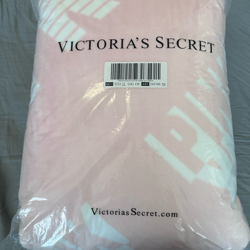 Victoria's Secret Pink Sherpa Blanket